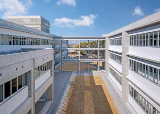 高松東高校校舎棟改築工事